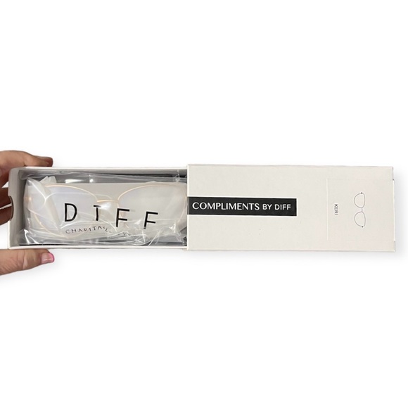 DIFF Keri Blue Light Glasses Gold Tortoise Frames Blue Light Technology Lens NWT - Picture 6 of 8